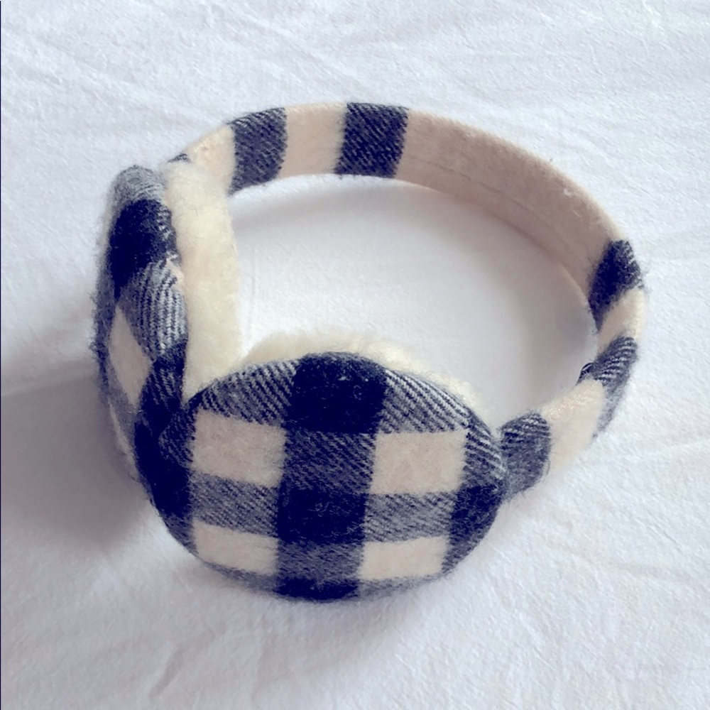 Burberry house check cashmere earmuffs